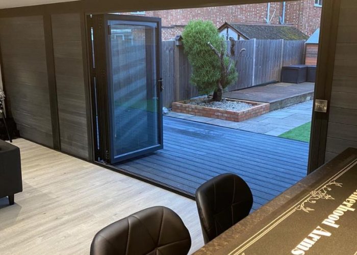 Garden Rooms For Socialising (3)